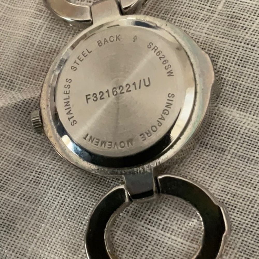 SILVER TONED QUARTZ BRACELET WATCH-ONE SIZE - Picture 3 of 3